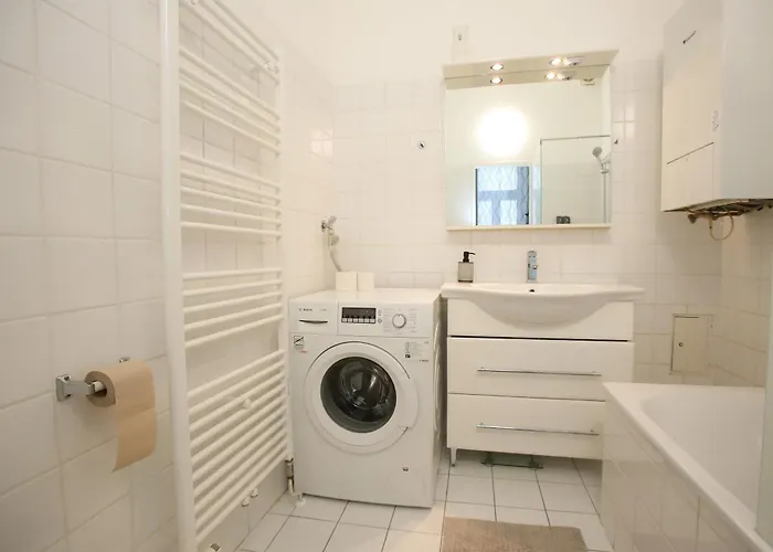 Appartement Elegance Gem With Free Parking And Fast Internet 250 Mbits Wenen