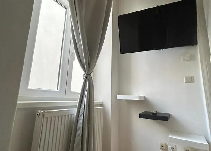 Elegance Gem With Free Parking And Fast Internet 250 Mbits *