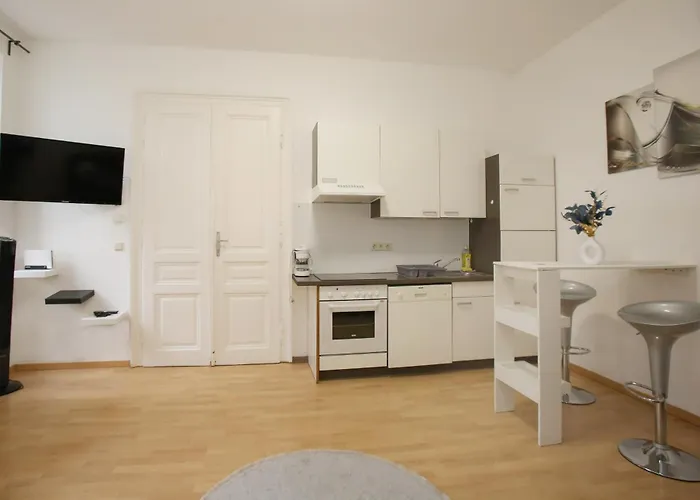 Elegance Gem With Free Parking And Fast Internet 250 Mbits Appartement Wenen